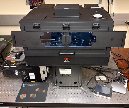 Okolab Bold microscope enclosure for Zaber Nucleus