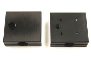 Bracket to mount to an optical post for either a 1/2" or 12.7mm optical post.