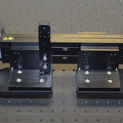 If you are using AB208 angle brackets, install the AP204 part 1 to the AB208 bracket using two M5 x 16 mm screws (with M6 threaded holes as through-holes) and the 4 mm hex key.