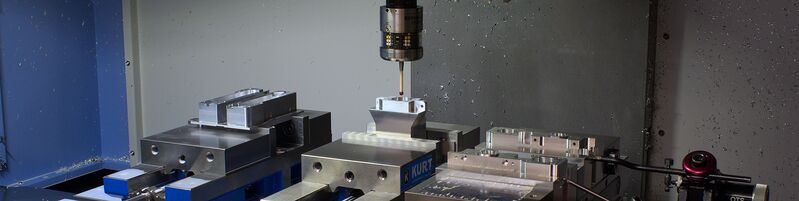 File:Careers-machineshop.jpg