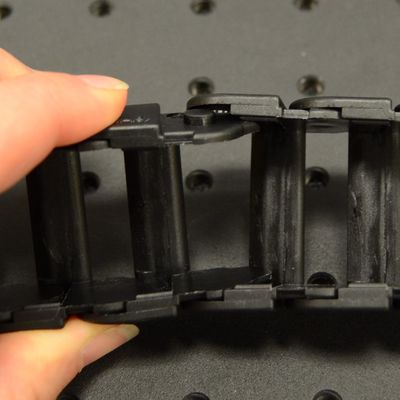 Break the CGxx chain at the appropriate position.