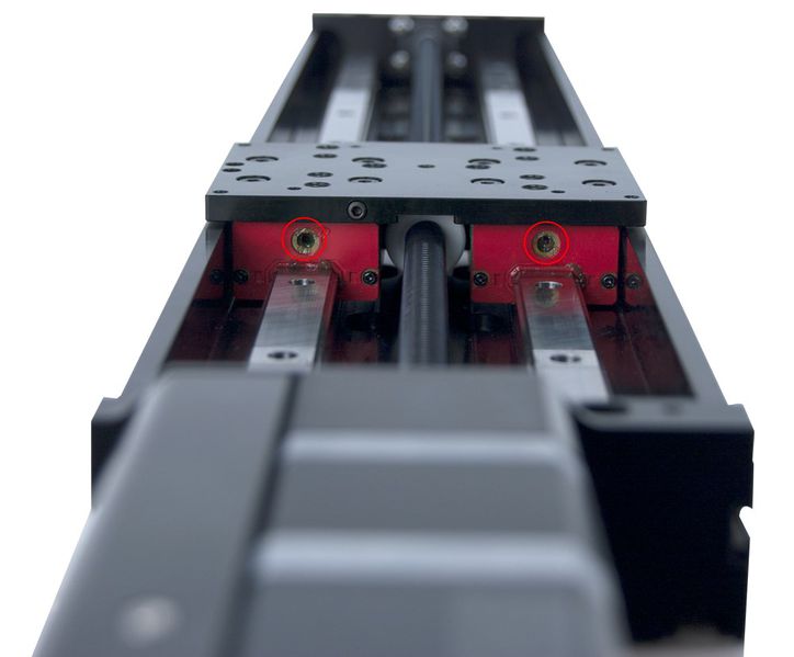 File:LRQ-T3 lubrication ports.jpg