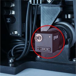 Screw the camera securely onto the C-Mount threads. If your camera is too big to easily screw directly onto the C-Mount threads, see the troubleshooting section.